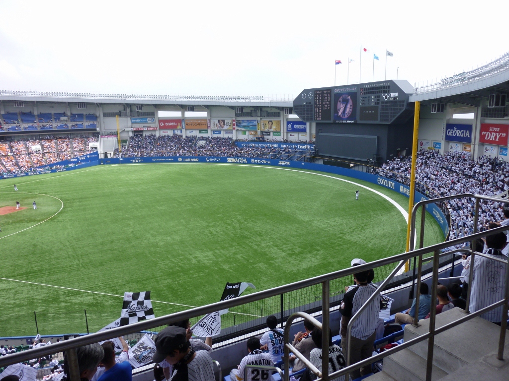 内野自由席2階で観戦