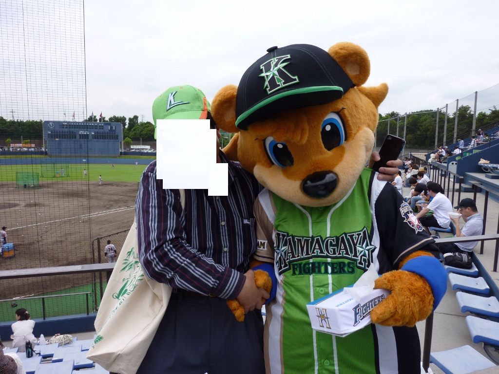 物語の結末は無事ハッピーエンドに♪ん?なんでうつむくの?もっとうれしそうな顔を・・・