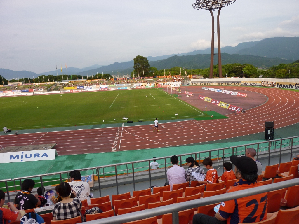 ニンジニアスタジアム