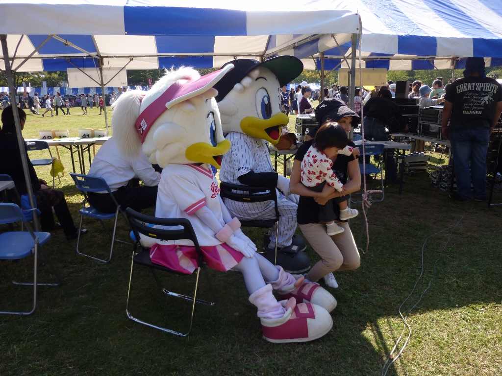 二人が休憩中のところに突撃取材♪